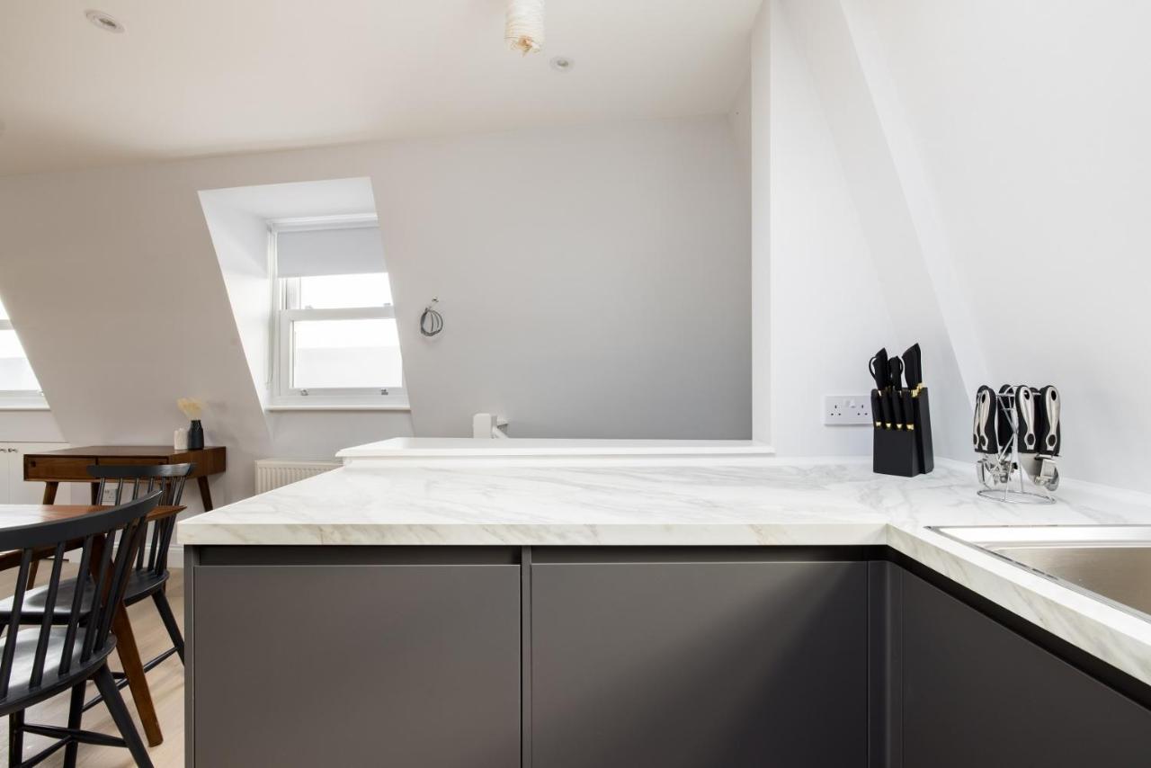The Margravine Maisonette - Modern & Bright 2Bdr Flat Apartman London Kültér fotó
